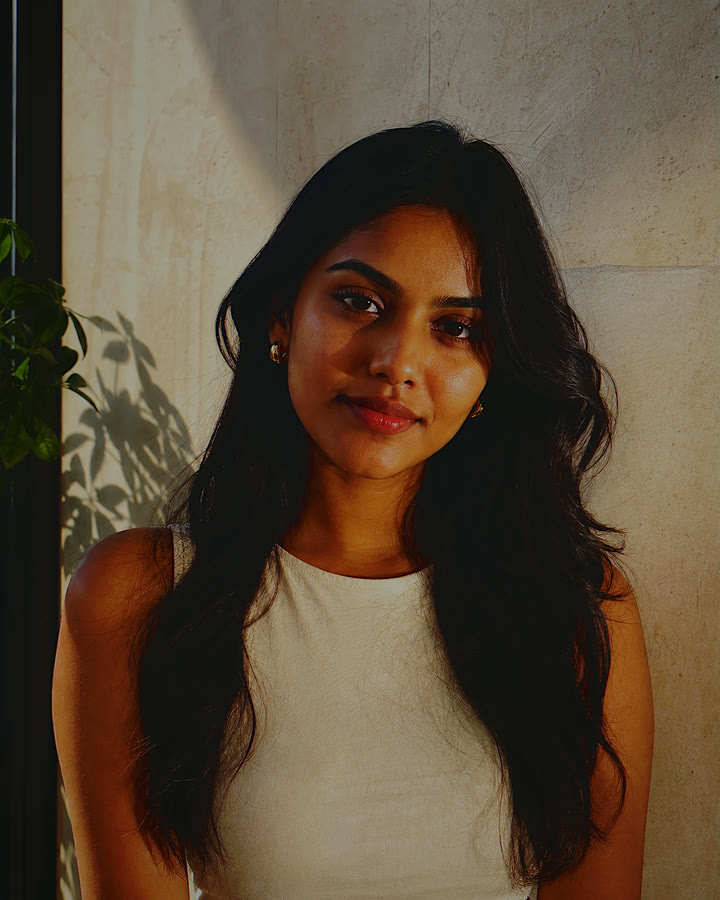 The same portrait using JUMi Y2K Style
